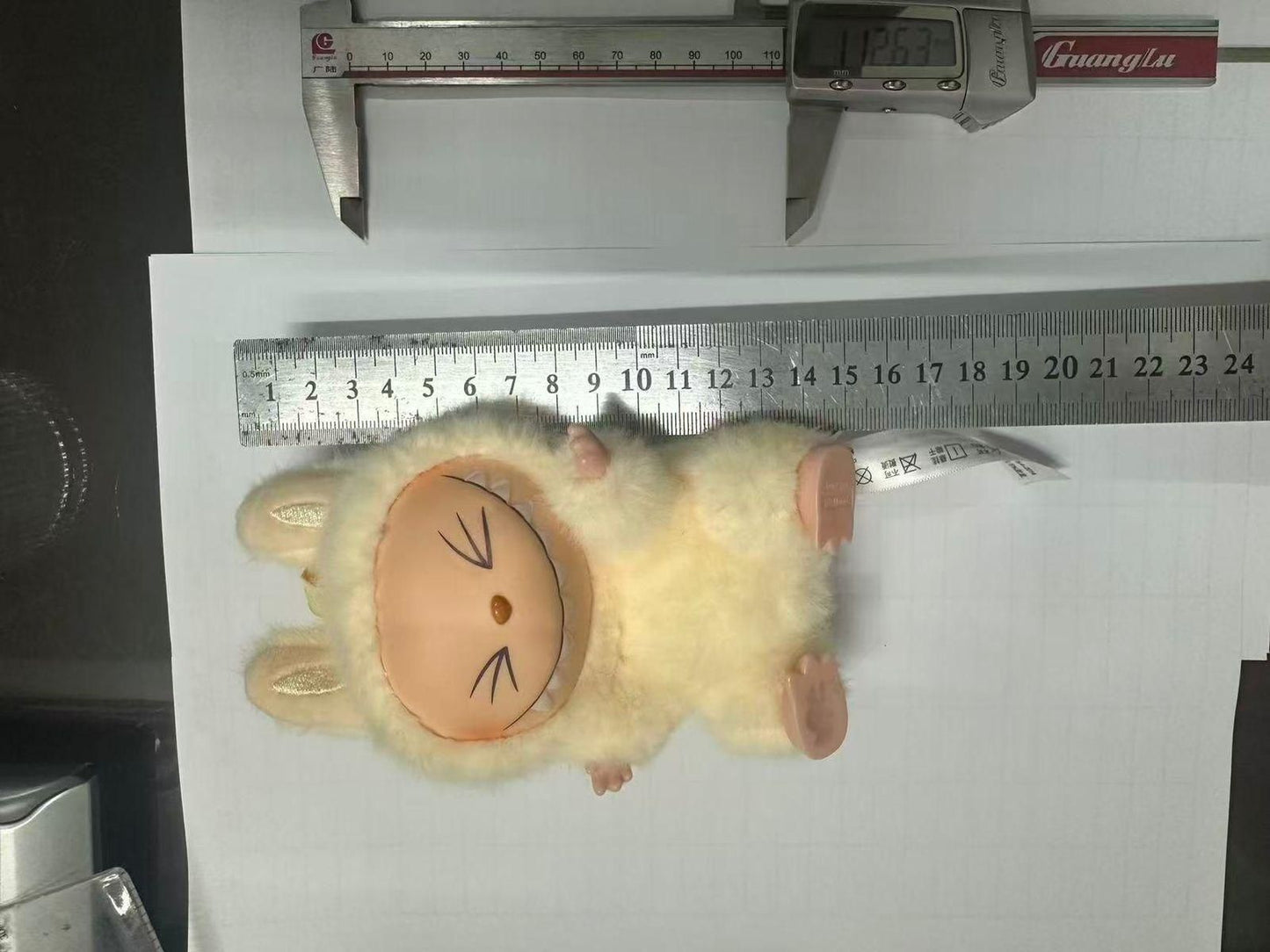 Labubu doll Plush Pals (Limited Edition)